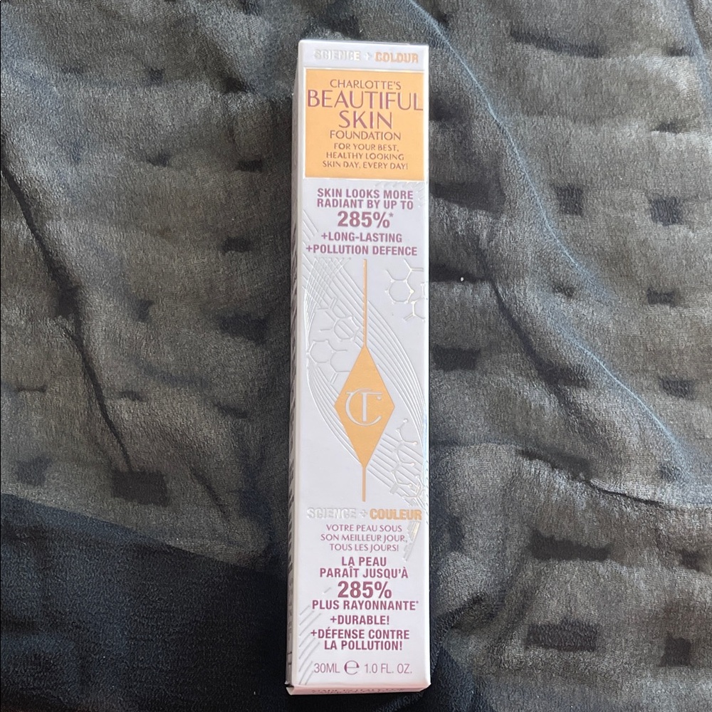 Charlotte Tilbury,Science and color. Skin Foundation Cream.#3 cool. New in box.